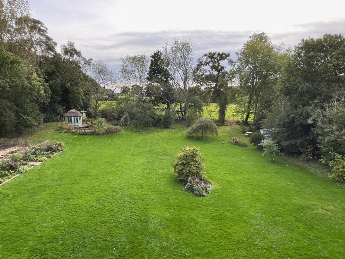 Bed and Breakfast Fernwood Ringwood Esterno foto